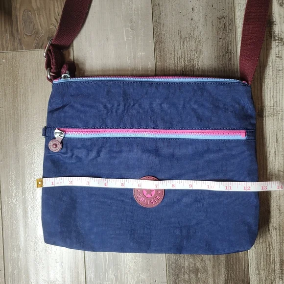 Kipling Annabelle Navy Crossbody Bag Double Zip Nylon EUC - Picture 9 of 16